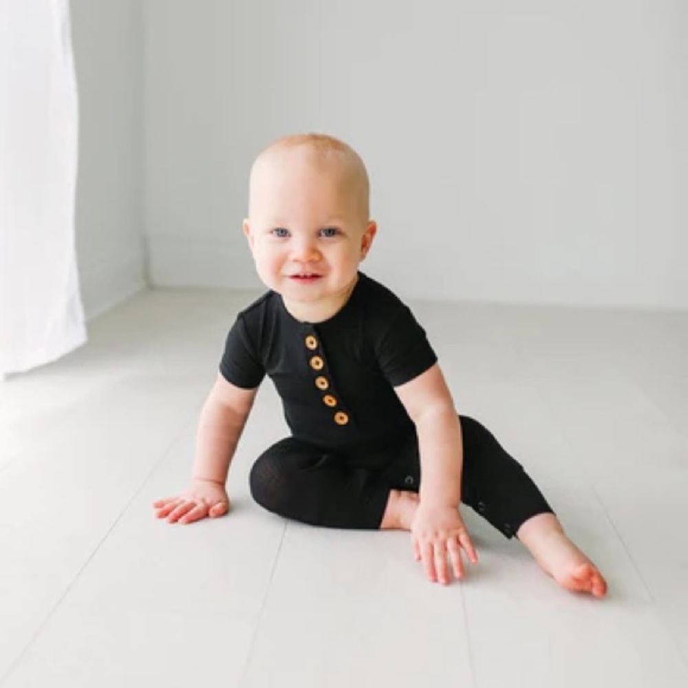 NWT posh peanut black ribbed short sleeve Henley romper